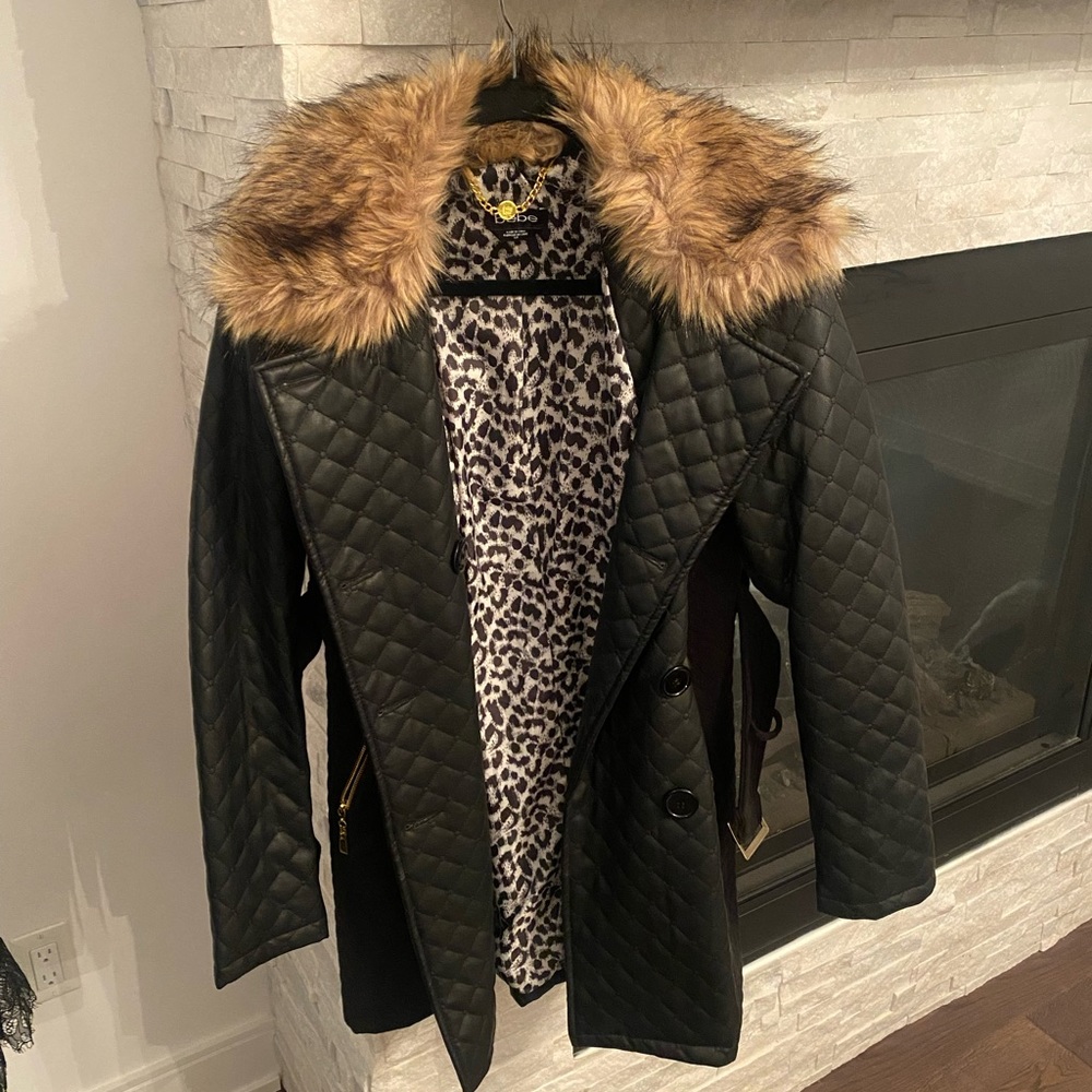 BEBE quilted jacket with faux fur trim and leopard lining